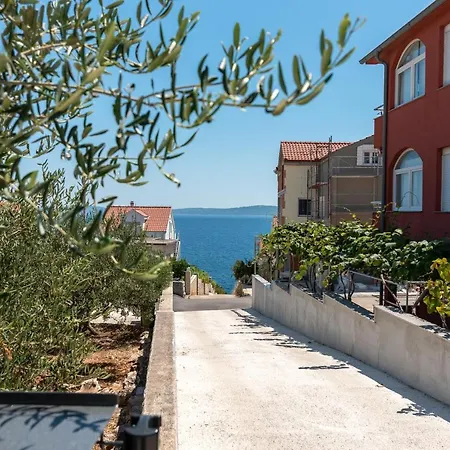 Apartmán Poolside Two Bedroom Julija Trogir